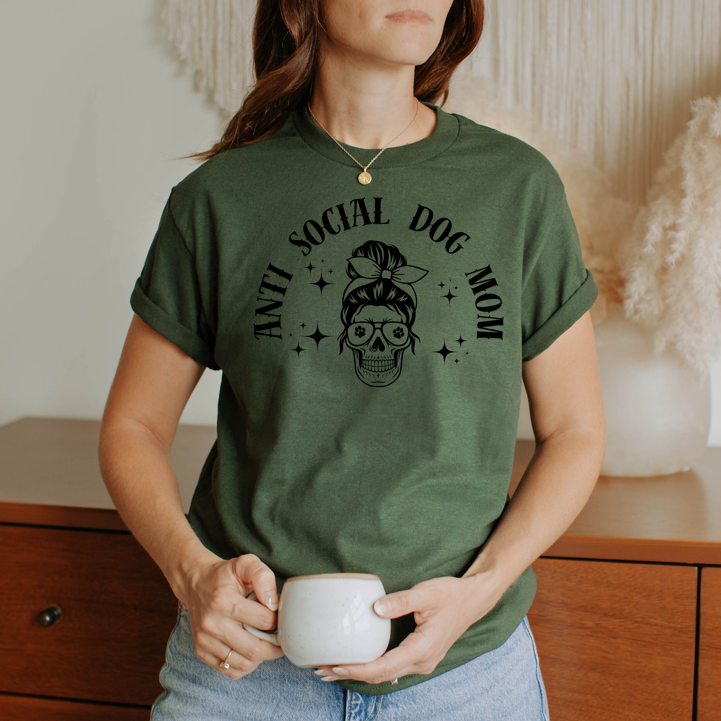 Shirt " Anti Social Dog Mom"