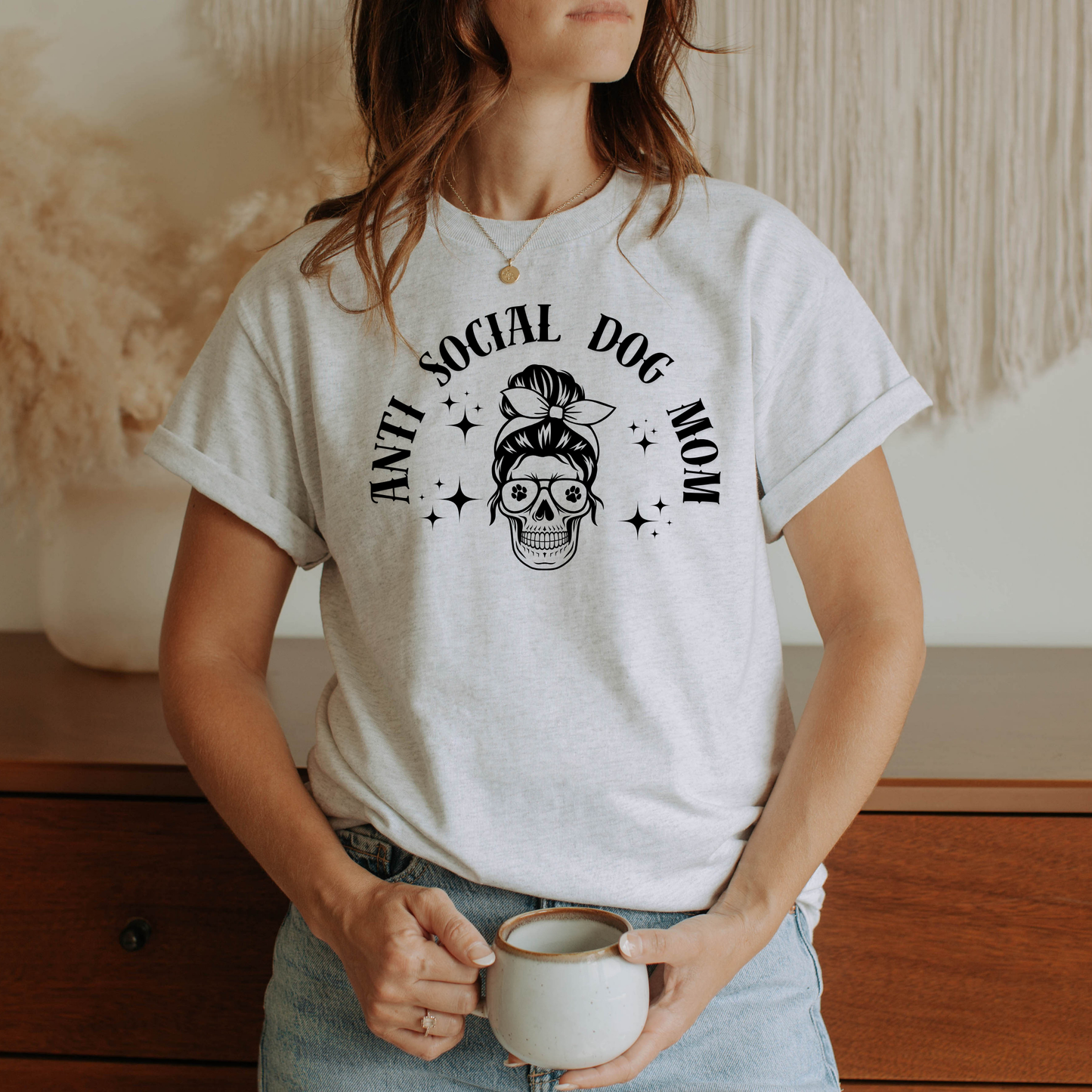Shirt " Anti Social Dog Mom"
