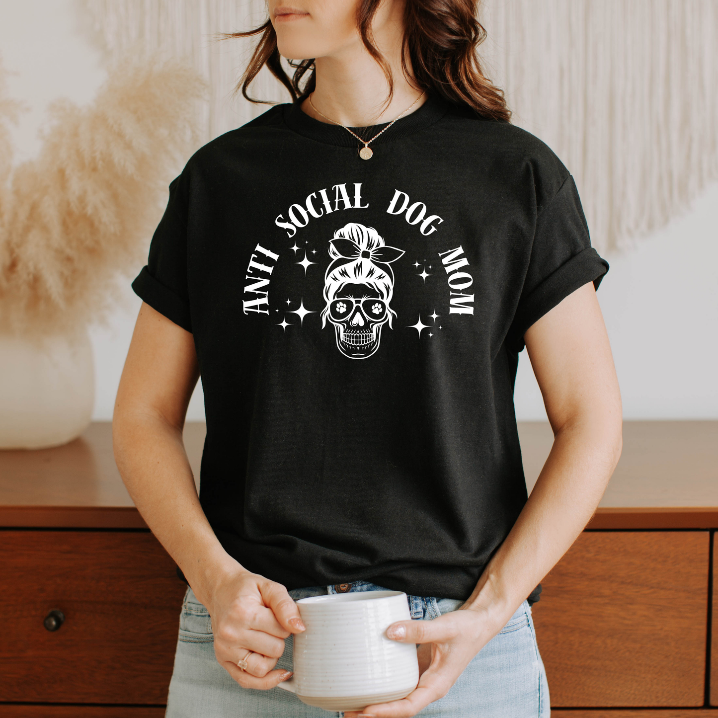Shirt " Anti Social Dog Mom"